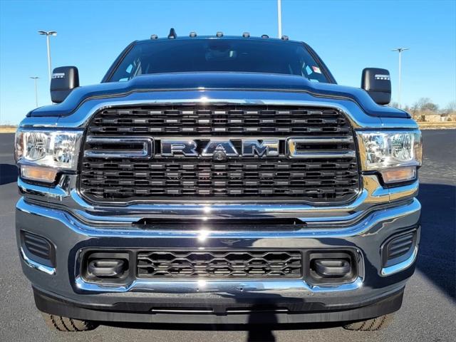 2024 RAM Ram 3500 RAM 3500 TRADESMAN CREW CAB 4X4 64 BOX