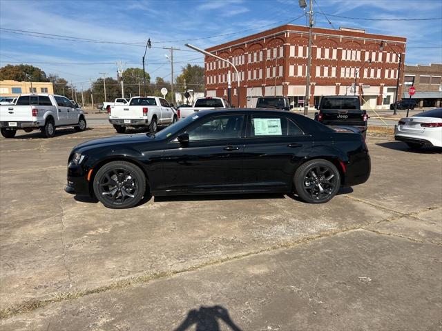 2023 Chrysler Chrysler 300 300S V8