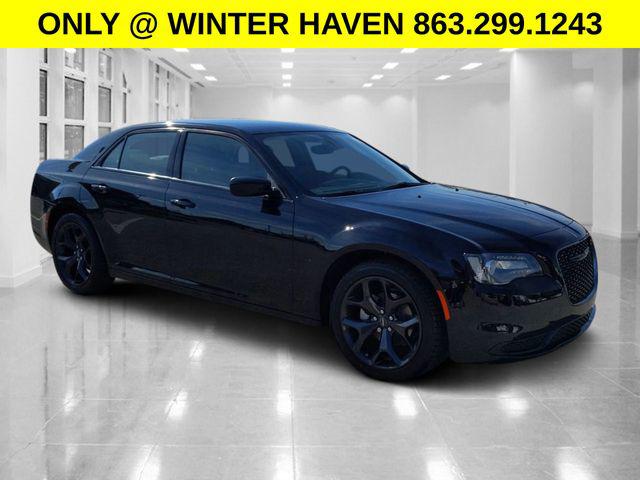 2023 Chrysler Chrysler 300 300 TOURING