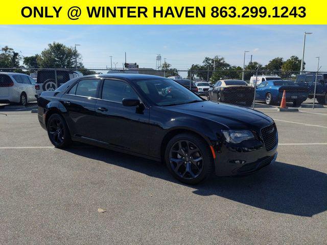 2023 Chrysler Chrysler 300 300 TOURING