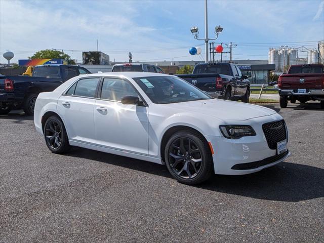 2023 Chrysler Chrysler 300 300 TOURING