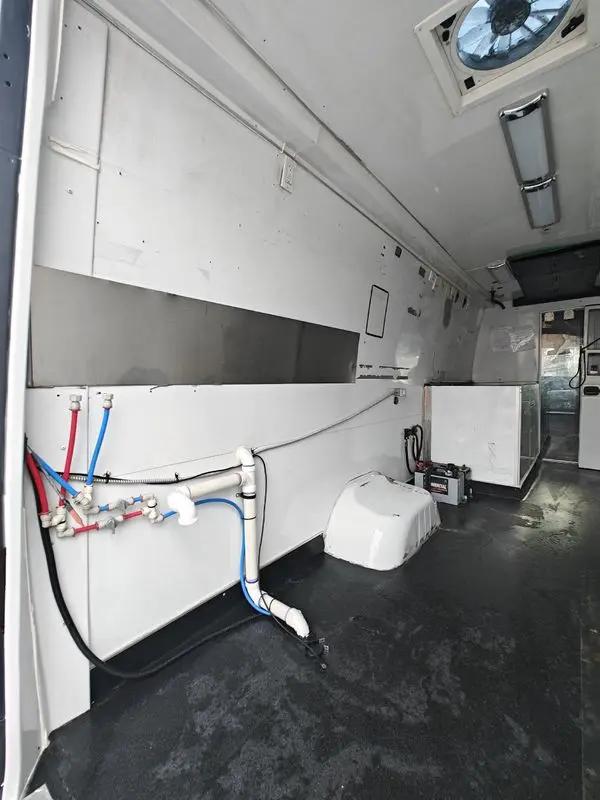 2019 Mercedes-Benz Sprinter 4500 High Roof V6