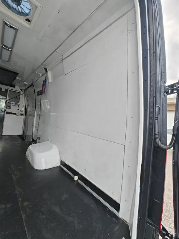 2019 Mercedes-Benz Sprinter 4500 High Roof V6