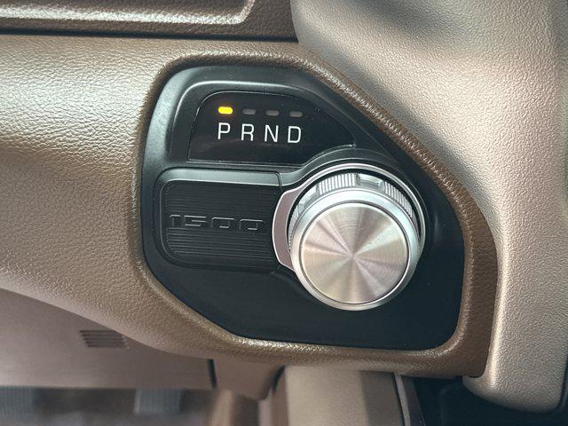 2020 Ram 1500 Laramie Crew Cab 4x2 5'7" Box