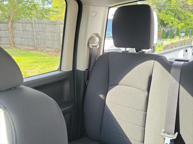2019 RAM 1500 Classic Express Quad Cab 4x4 64 Box