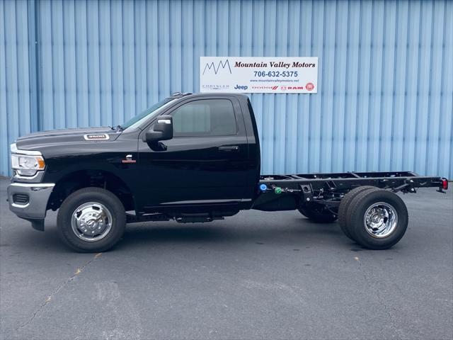 2024 RAM Ram 3500 Chassis Cab RAM 3500 TRADESMAN CHASSIS REGULAR CAB 4X4 60 CA