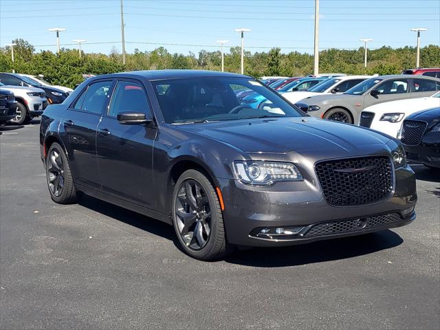 2023 Chrysler Chrysler 300 300S V6