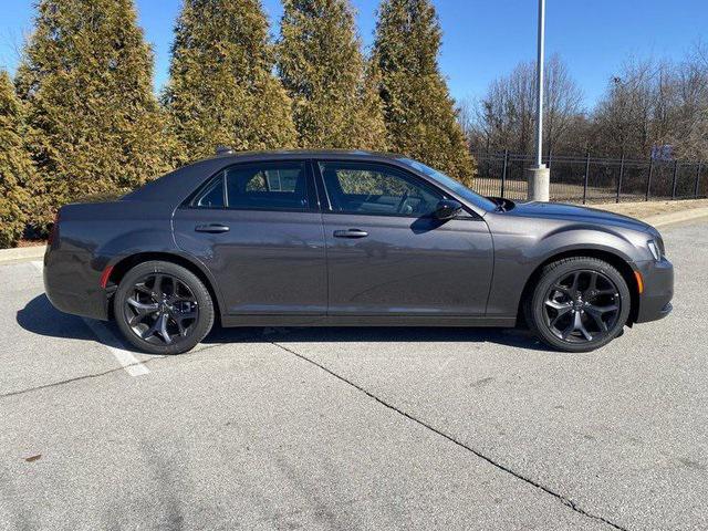 2023 Chrysler Chrysler 300 300 TOURING