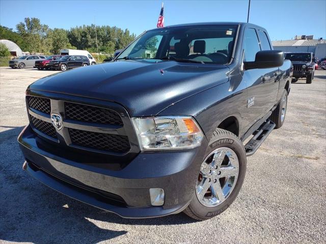 2017 RAM 1500 Express Quad Cab 4x4 64 Box