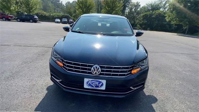 2019 Volkswagen Passat 2.0T Wolfsburg Edition