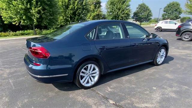 2019 Volkswagen Passat 2.0T Wolfsburg Edition