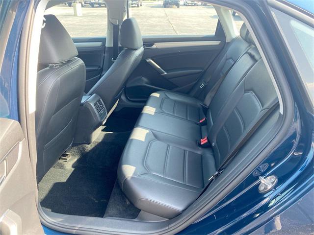 2019 Volkswagen Passat 2.0T Wolfsburg Edition