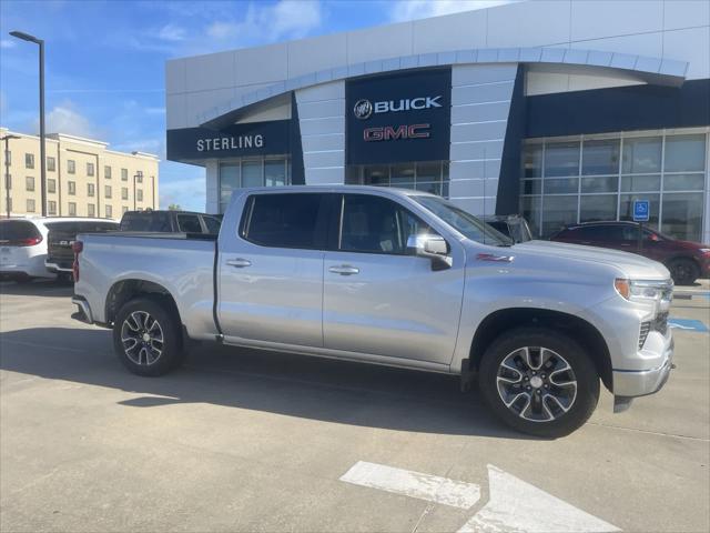 2022 Chevrolet Silverado 1500 4WD Crew Cab Standard Bed LT