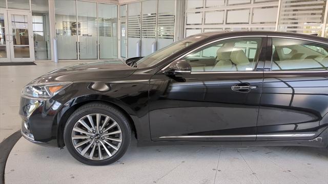 2017 Kia Cadenza Premium