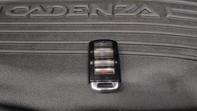2017 Kia Cadenza Premium