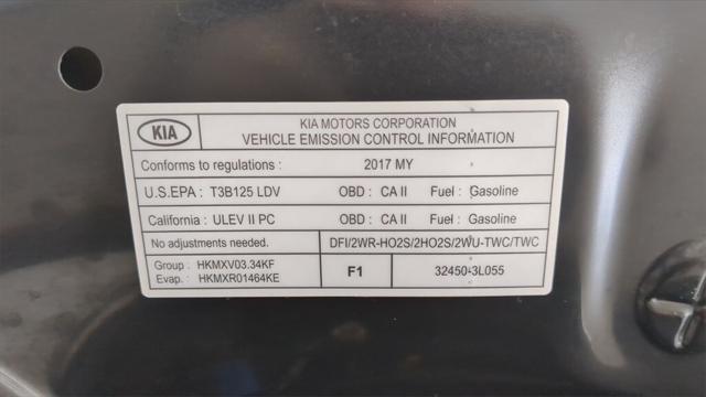2017 Kia Cadenza Premium