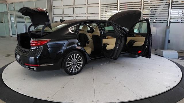 2017 Kia Cadenza Premium