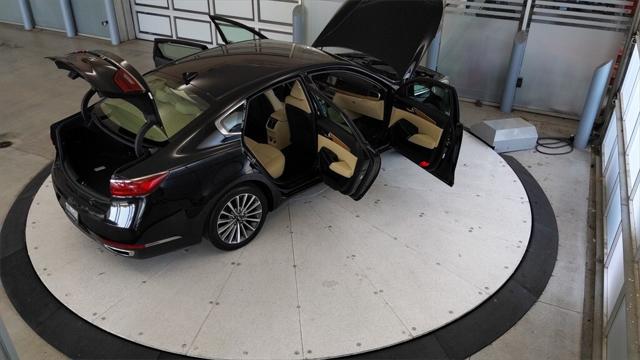 2017 Kia Cadenza Premium