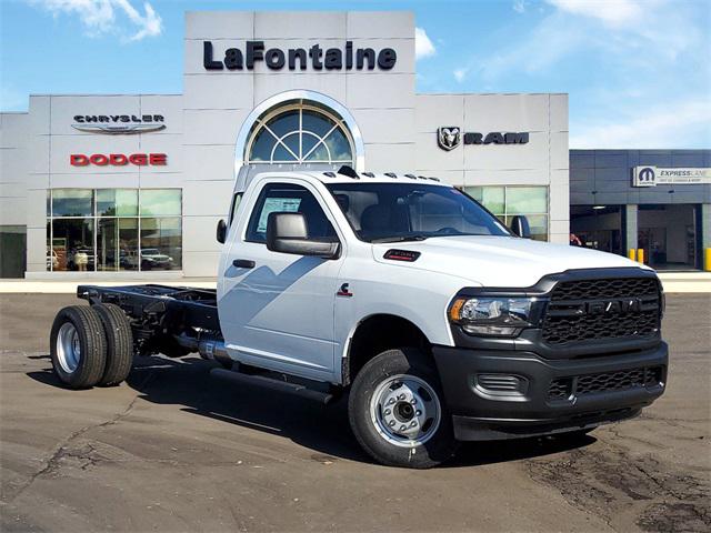 2024 RAM Ram 3500 Chassis Cab RAM 3500 TRADESMAN CHASSIS REGULAR CAB 4X2 84 CA