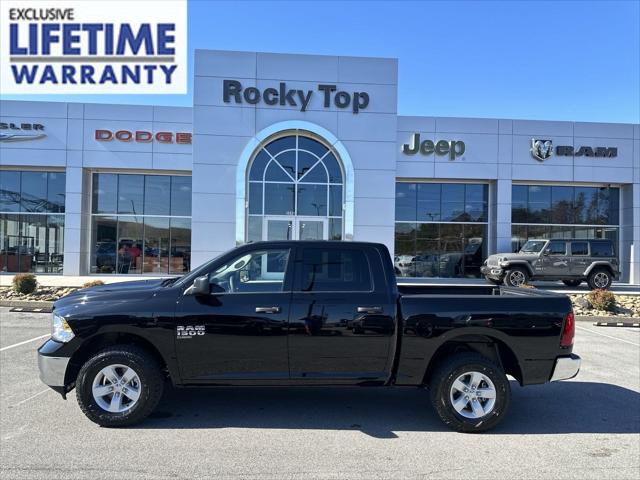 2023 RAM Ram 1500 Classic RAM 1500 CLASSIC TRADESMAN CREW CAB 4X4 57 BOX