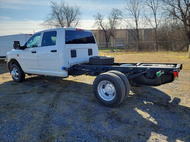 2024 RAM Ram 3500 Chassis Cab RAM 3500 TRADESMAN CREW CAB CHASSIS 4X4 60 CA