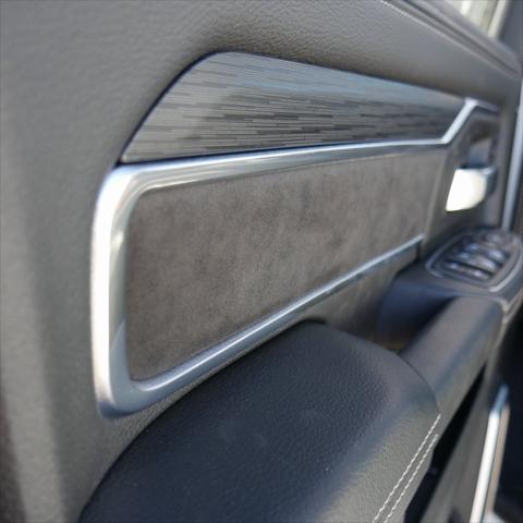 2024 RAM Ram 3500 RAM 3500 LARAMIE CREW CAB 4X4 64 BOX 2024 RAM Ram 3500 RAM 3500 LARAMIE CREW CAB 4X4 64 BOX