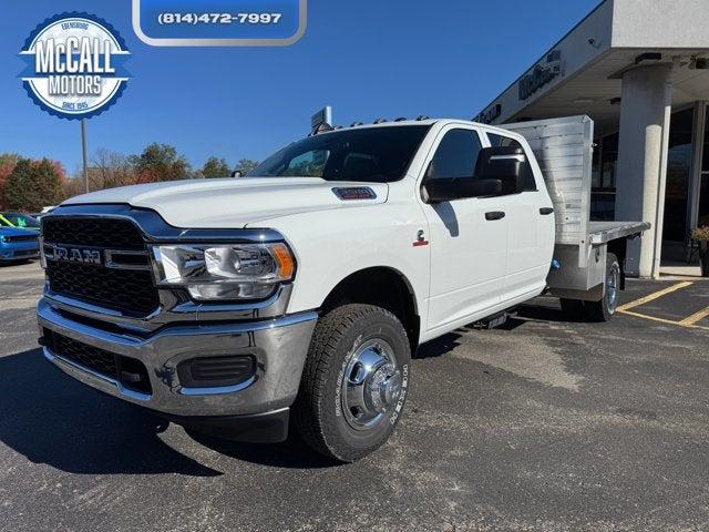 2024 RAM Ram 3500 Chassis Cab RAM 3500 TRADESMAN CREW CAB CHASSIS 4X4 60 CA