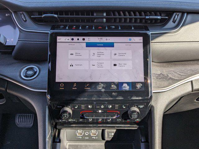 2023 Jeep Grand Cherokee GRAND CHEROKEE L LIMITED 4X4
