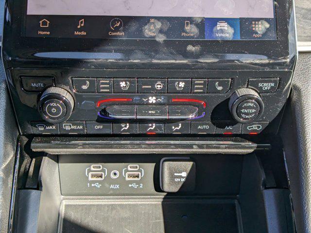 2023 Jeep Grand Cherokee GRAND CHEROKEE L LIMITED 4X4