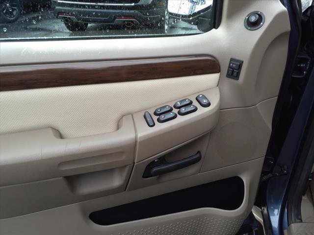 2005 Ford Explorer Eddie Bauer