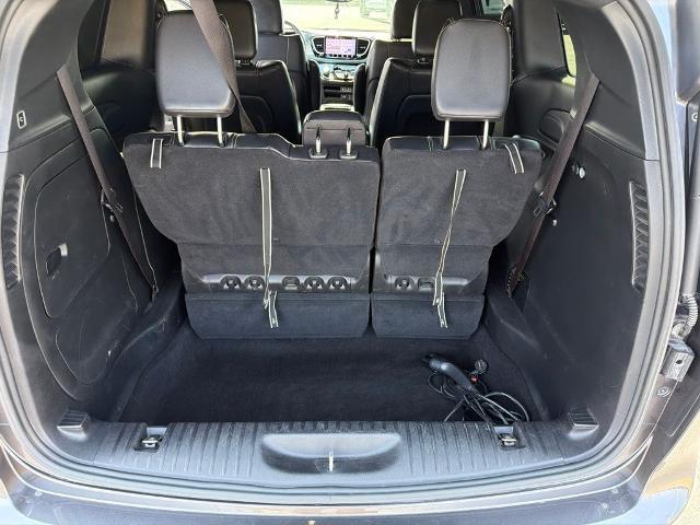 2022 Chrysler Pacifica Hybrid Touring L