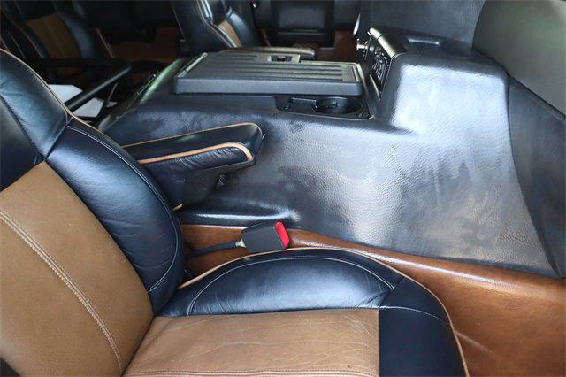 2006 HUMMER H1 Enclosed