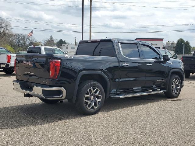 2022 GMC Sierra 1500 4WD Crew Cab Short Box SLT