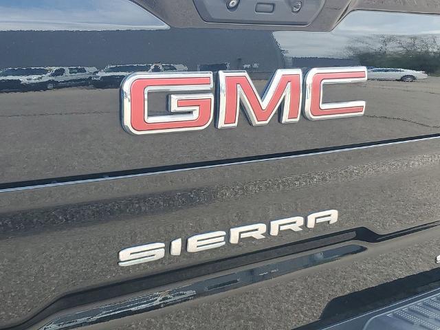 2022 GMC Sierra 1500 4WD Crew Cab Short Box SLT
