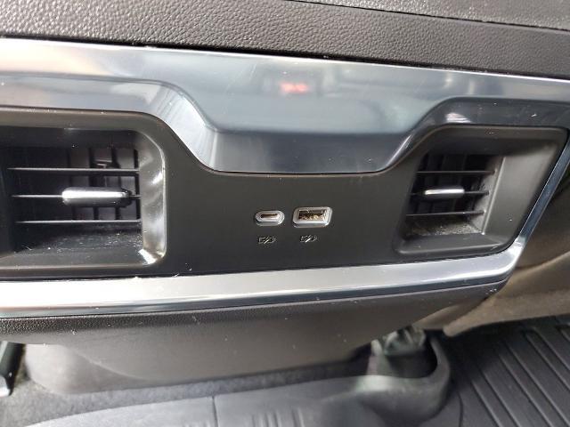 2022 GMC Sierra 1500 4WD Crew Cab Short Box SLT