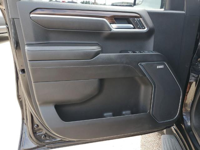 2022 GMC Sierra 1500 4WD Crew Cab Short Box SLT