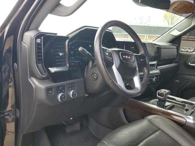 2022 GMC Sierra 1500 4WD Crew Cab Short Box SLT