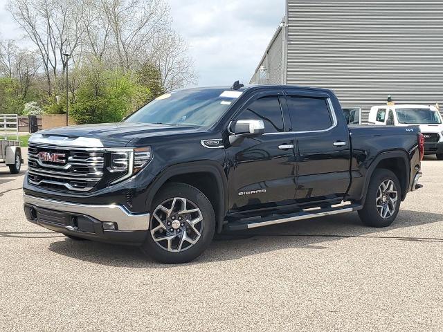 2022 GMC Sierra 1500 4WD Crew Cab Short Box SLT