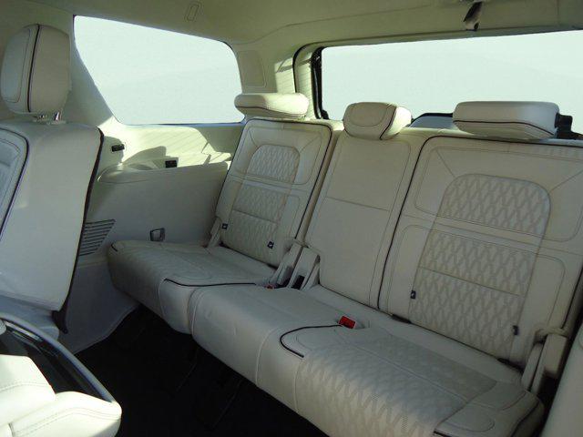 2020 Lincoln Navigator Black Label