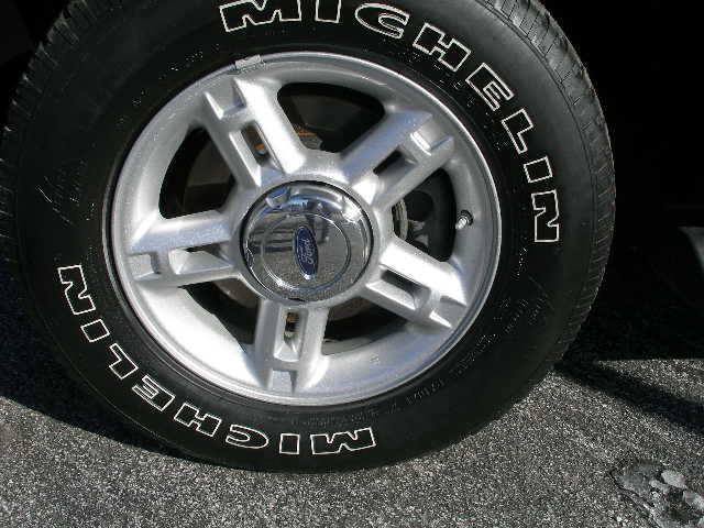 2004 Ford Explorer Unknown