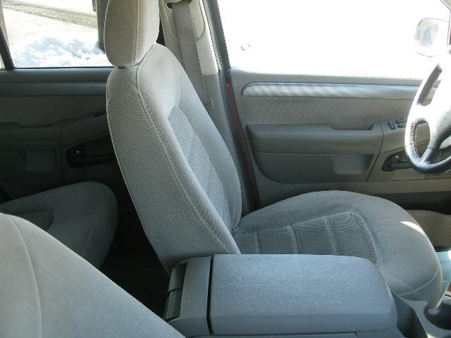 2004 Ford Explorer Unknown