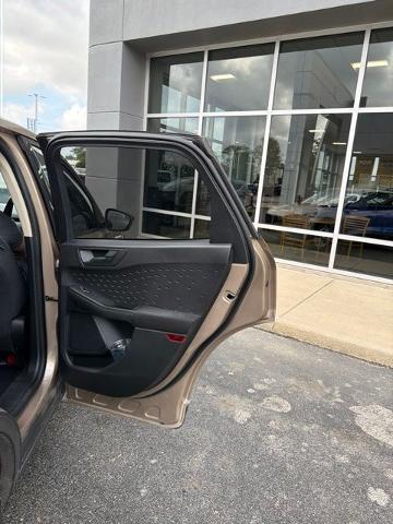2020 Ford Escape S