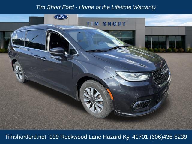2021 Chrysler Pacifica Touring L for sale in Hazard, KY