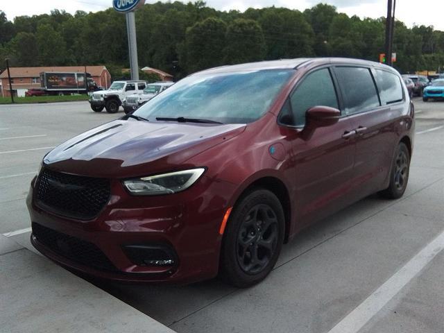 2022 Chrysler Pacifica Hybrid Touring L for sale in Clayton, GA