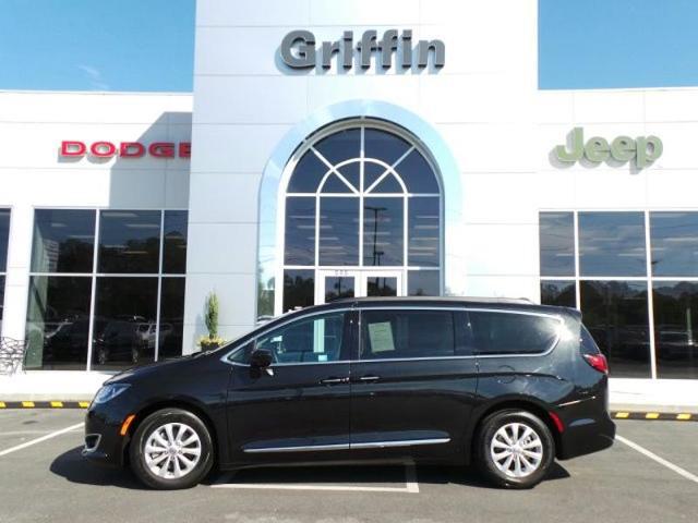 2017 Chrysler Pacifica Touring-L for sale in Tifton, GA