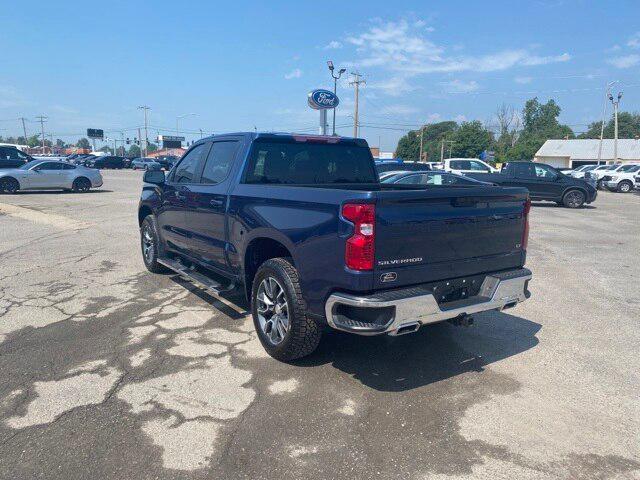 2023 Chevrolet Silverado 1500 4WD Crew Cab Standard Bed LT