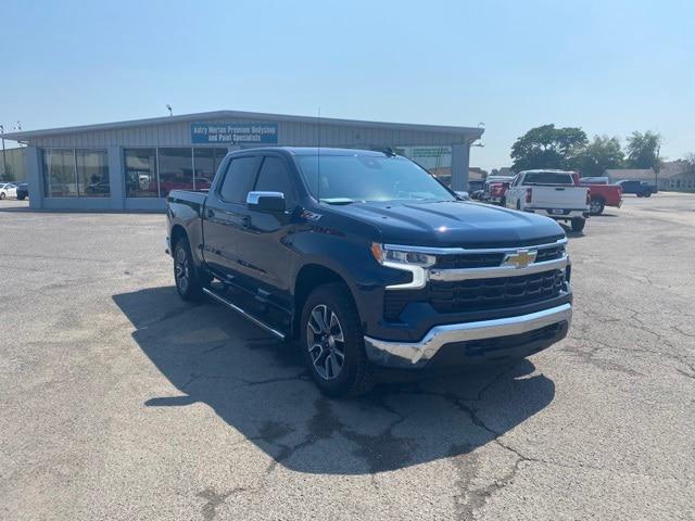 2023 Chevrolet Silverado 1500 4WD Crew Cab Standard Bed LT