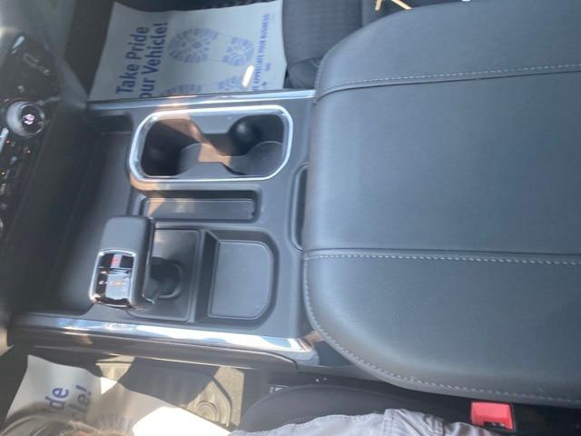 2023 Chevrolet Silverado 1500 4WD Crew Cab Standard Bed LT