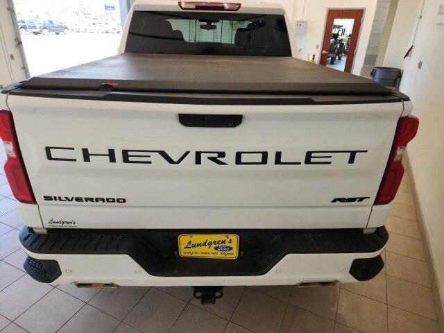 2022 Chevrolet Silverado 1500 4WD Crew Cab Short Bed RST