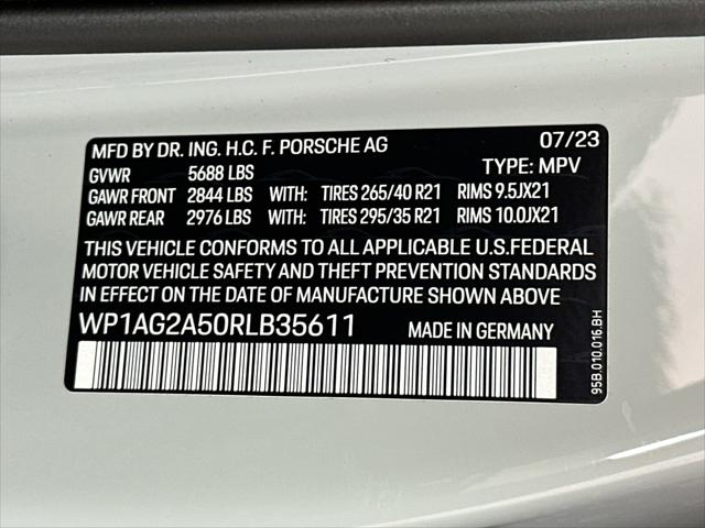 2024 Porsche Macan S